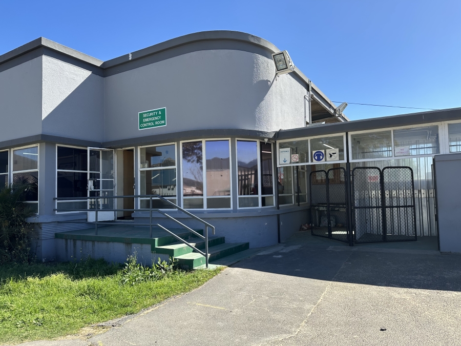 To Let Commercial Property for Rent in Dal Josafat Western Cape